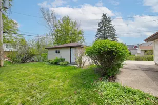 2336 N 116th St, Wauwatosa, WI 53226 - Photo 27