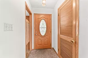 2336 N 116th St, Wauwatosa, WI 53226 - Photo 3