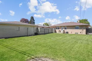 2021 18th Ave, Kenosha, WI 53140 - Photo 23