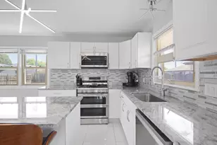 2021 18th Ave, Kenosha, WI 53140 - Photo 5