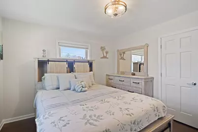 2021  18th Ave, Kenosha, WI 53140 - Photo 17