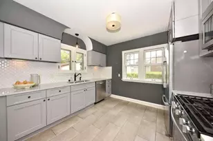 5352 N Kent Ave, Whitefish Bay, WI 53217 - Photo 15