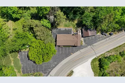 1380  Friess Lake Rd, Richfield, WI 53033 - Photo 9