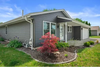 1331 E Maass Dr, Oak Creek, WI 53154 - Photo 27