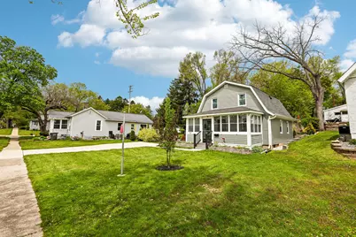 527  Water St, Lake Geneva, WI 53147 - Photo 35