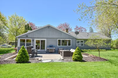 814 E Manor Cir, Bayside, WI 53217 - Photo 29