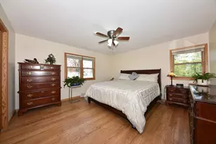 814 E Manor Cir, Bayside, WI 53217 - Photo 13