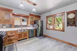 716 S 6th Ave, West Bend, WI 53095 - Photo 3