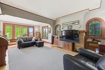 716 S 6th Ave, West Bend, WI 53095 - Photo 7