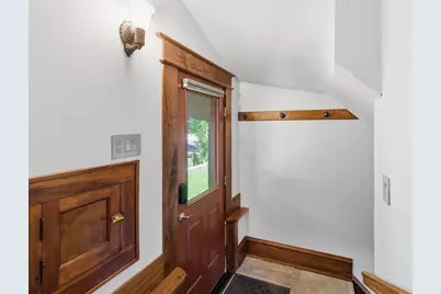 716 S 6th Ave, West Bend, WI 53095 - Photo 17