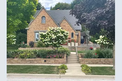 716 S 6th Ave, West Bend, WI 53095 - Photo 51