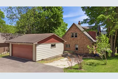 716 S 6th Ave, West Bend, WI 53095 - Photo 41