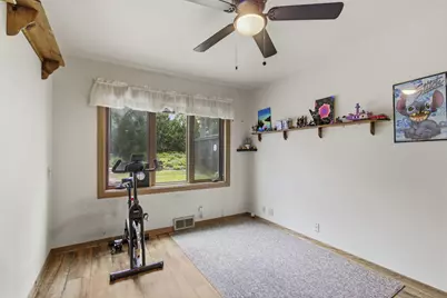 3048 S 57th St, Milwaukee, WI 53219 - Photo 9