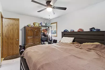 3048 S 57th St, Milwaukee, WI 53219 - Photo 13