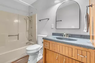 819 S Westhaven Pl, Appleton, WI 54914 - Photo 11