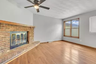 819 S Westhaven Pl, Appleton, WI 54914 - Photo 3