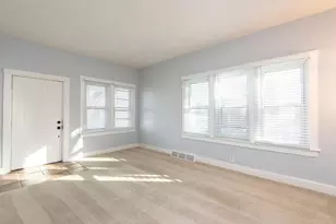 2615 N Wauwatosa Ave, Wauwatosa, WI 53213 - Photo 9