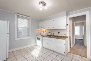 2615 N Wauwatosa Ave, Wauwatosa, WI 53213 - Photo 5