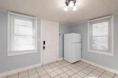 2615 N Wauwatosa Ave, Wauwatosa, WI 53213 - Photo 7