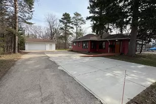 N50W34710 Wisconsin Ave, Lac La Belle, WI 53069 - Photo 19