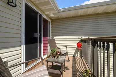 346  Brookside Dr #7, Mayville, WI 53050 - Photo 25