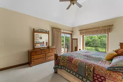 8234 S 43rd St, Franklin, WI 53132 - Photo 27