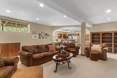 8234 S 43rd St, Franklin, WI 53132 - Photo 57