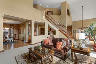 8234 S 43rd St, Franklin, WI 53132 - Photo 11