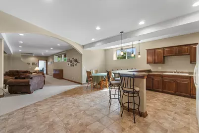 8234 S 43rd St, Franklin, WI 53132 - Photo 63