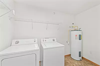 6020 S Buckhorn Ave #304, Cudahy, WI 53110 - Photo 7