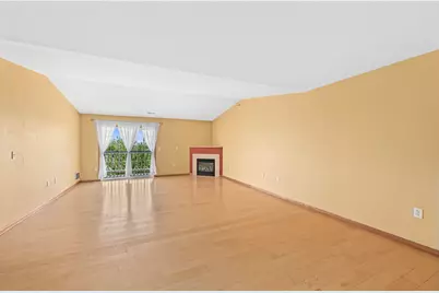 6020 S Buckhorn Ave #304, Cudahy, WI 53110 - Photo 13