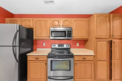 6020 S Buckhorn Ave #304, Cudahy, WI 53110 - Photo 5