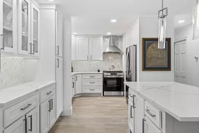 1270  Wisconsin St #211, Lake Geneva, WI 53147 - Photo 3