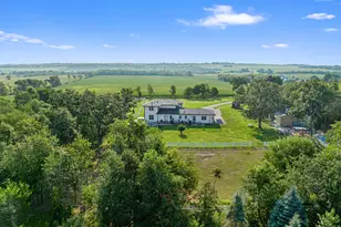 W1940 Co Rd D, Spring Prairie, WI 53105 - Photo 27