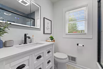 2517 E Armour Ave, Saint Francis, WI 53235 - Photo 13