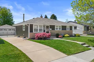 2517 E Armour Ave, Saint Francis, WI 53235 - Photo 41