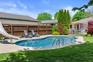 2517 E Armour Ave, Saint Francis, WI 53235 - Photo 3