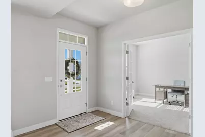 7464 S 50th St, Franklin, WI 53132 - Photo 3