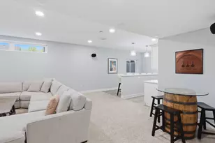 7464 S 50th St, Franklin, WI 53132 - Photo 31