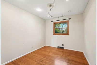 5544  Oakwood St, Greendale, WI 53129 - Photo 21