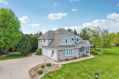 2335 N Forest Run, Summit, WI 53066 - Photo 49