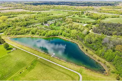 2335 N Forest Run, Summit, WI 53066 - Photo 55