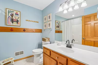2335 N Forest Run, Summit, WI 53066 - Photo 33