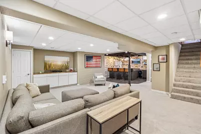 2335 N Forest Run, Summit, WI 53066 - Photo 35