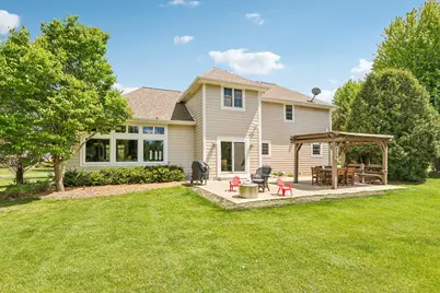 2335 N Forest Run, Summit, WI 53066 - Photo 43