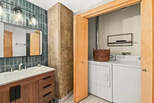 525 E Chicago St, Milwaukee, WI 53202 - Photo 31