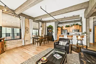 525 E Chicago St, Milwaukee, WI 53202 - Photo 15
