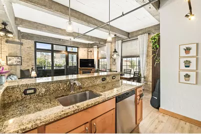 525 E Chicago St #205, Milwaukee, WI 53202 - Photo 19