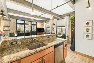 525 E Chicago St, Milwaukee, WI 53202 - Photo 19