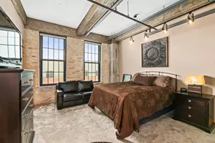 525 E Chicago St, Milwaukee, WI 53202 - Photo 23